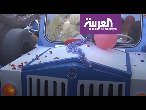  العرب اليوم - شاهد: حدّاد من غزة يعيد تصنيع مركبة بعلامة 