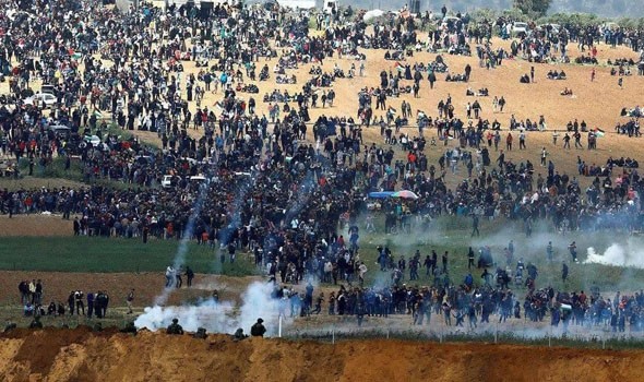 الاحتلال يطلق قنابل الغاز السام صوب الأراضي الزراعية شمال بيت لاهيا