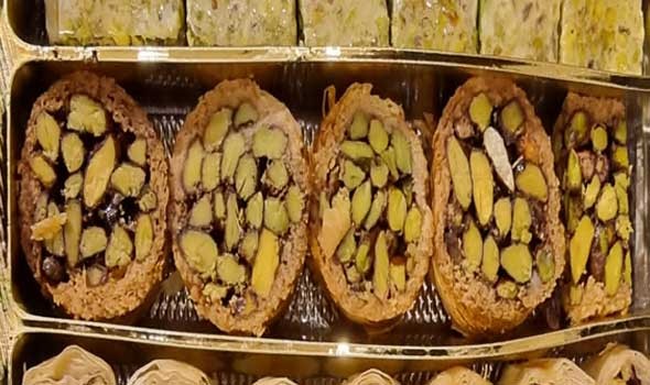 طرق لتقليل تأثير الحلويات على الجسم وصحة الأمعاء