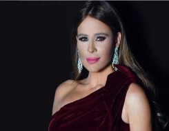  فلسطين اليوم - كارول سماحة تشكر محبيها على مواساتهم في رحيل زوجها