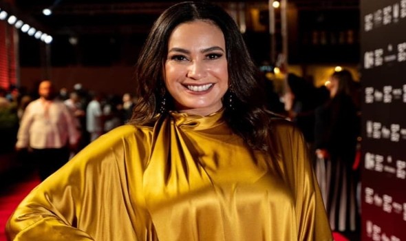 هند صبري تعتذر وتردّ على انتقادات تعزيتها لنضال الشافعي