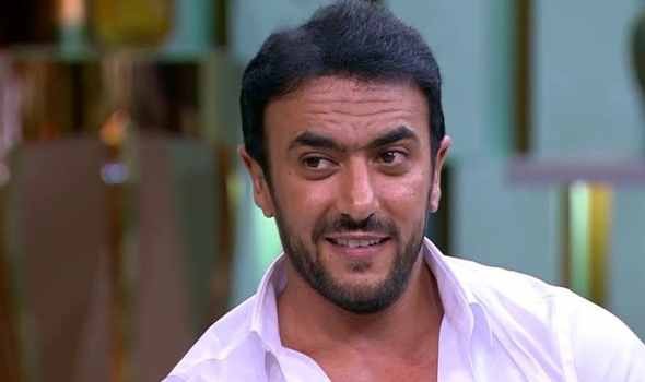 أحمد العوضي يعلّق على فيديو شبيهه والجمهور يسخر