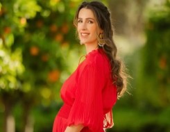  فلسطين اليوم - رجوة الحسين تشارك أهالي ضحايا كنيسة الحمود أحزانهم وسط تضامن أردني واسع