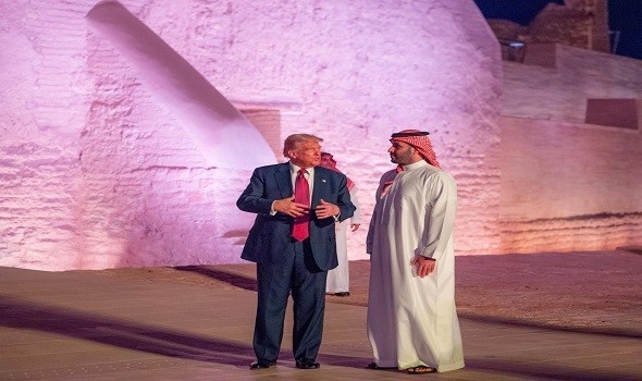  فلسطين اليوم - ترمب يزور قصر سلوى في الدرعية برفقة ولي العهد ضمن جولة تعكس رمزية التاريخ السعودي